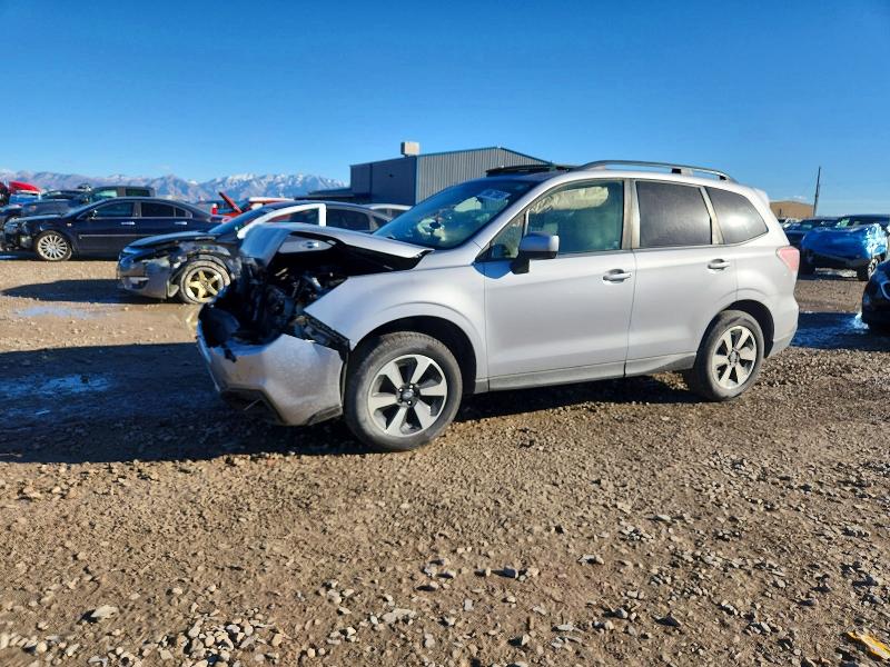 SUBARU FORESTER 2 2017 with VIN JF2SJAEC1HH490395 - Photo from auction