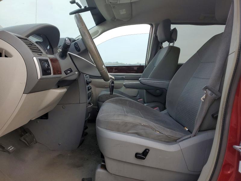 Photo 7 from auction – 2010 CHRYSLER TOWN & COU with VIN 2A4RR5D10AR319462