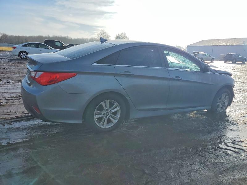 Photo 3 from auction – 2014 HYUNDAI SONATA GLS with VIN 5NPEB4AC8EH933039