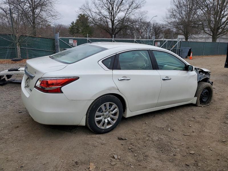 Photo 3 from auction – 2014 NISSAN ALTIMA 2.5 with VIN 1N4AL3AP7EC285462