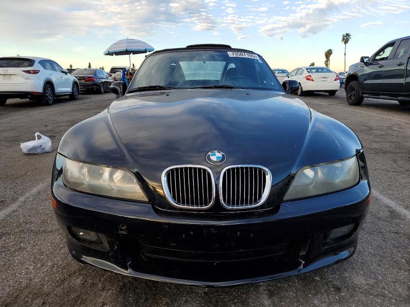 Photo 5 from auction – 1999 BMW Z3 with VIN 4USCH3334XLF70277