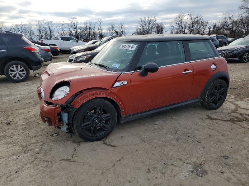 MINI COOPER 2013 with VIN WMWSV3C50DT475880 - Photo from auction