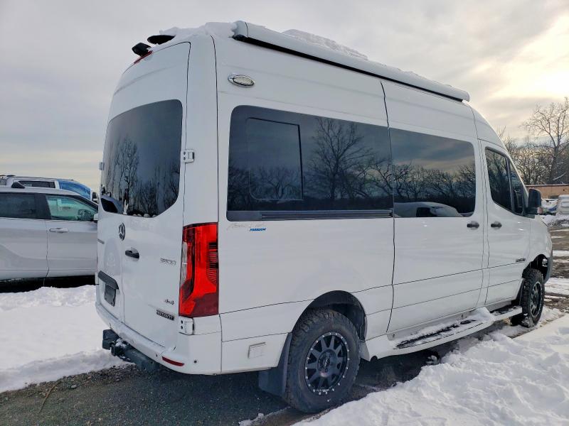 Photo 3 from auction – 2023 TRQT MOTORHOME with VIN W1X4EBVY2NT109059