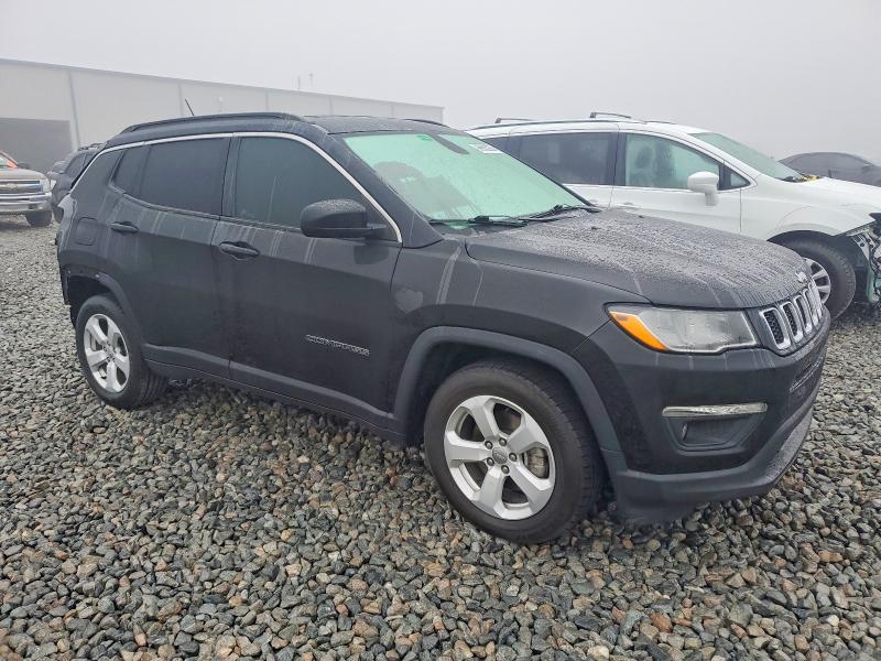 Photo 4 from auction – 2019 JEEP COMPASS LA with VIN 3C4NJCBB2KT855582
