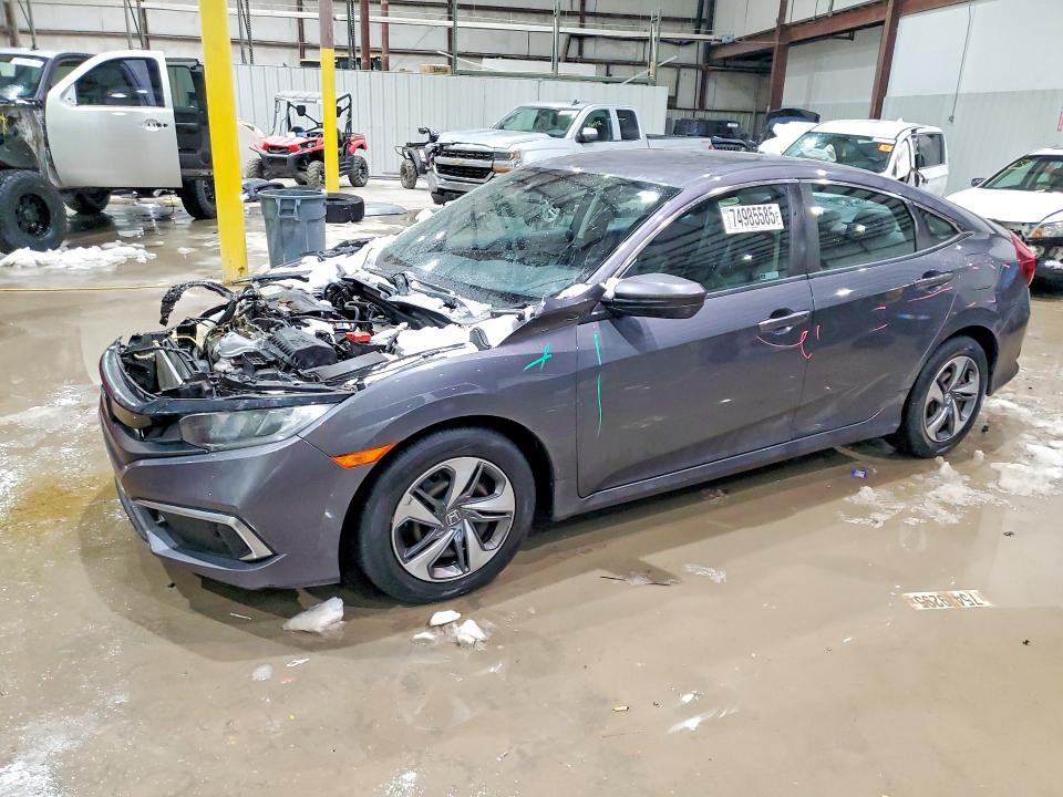 HONDA CIVIC 2019 with VIN 2HGFC2F67KH526618 - Photo from auction