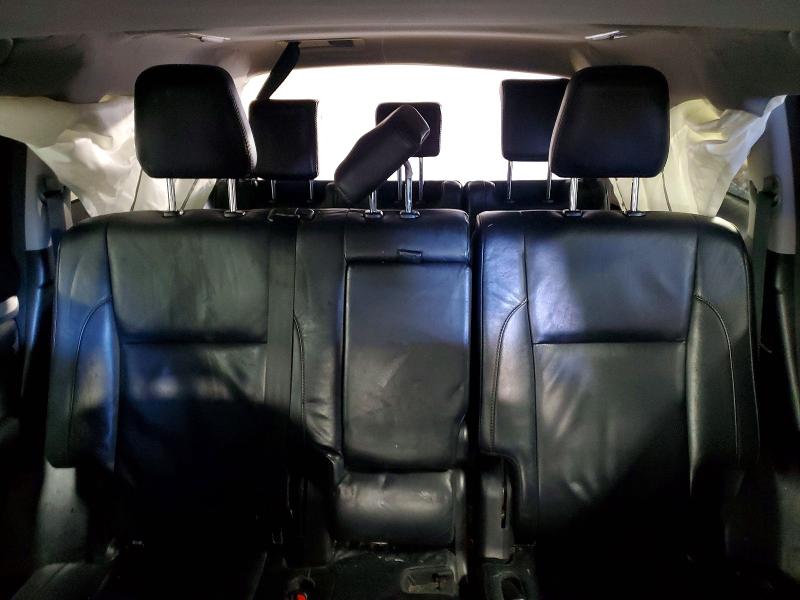 Photo 10 from auction – 2018 TOYOTA HIGHLANDER with VIN 5TDKZRFH8JS253419