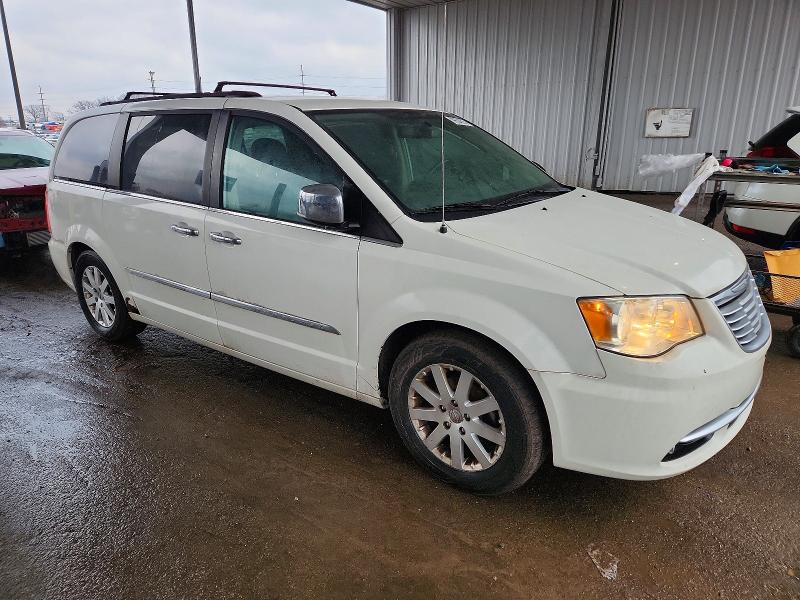 Photo 4 from auction – 2011 CHRYSLER TOWN & COU with VIN 2A4RR8DG1BR623889