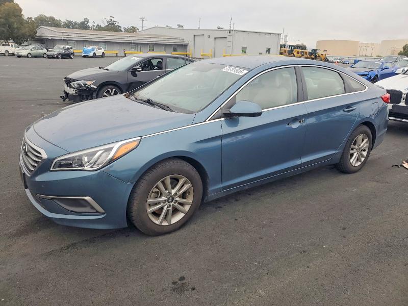 HYUNDAI SONATA SE 2017 with VIN 5NPE24AF0HH559847 - Photo from auction