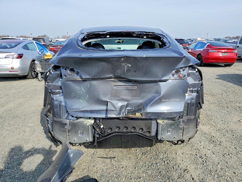 Photo 6 from auction – 2022 TESLA MODEL Y with VIN 7SAYGDEE0NF570960