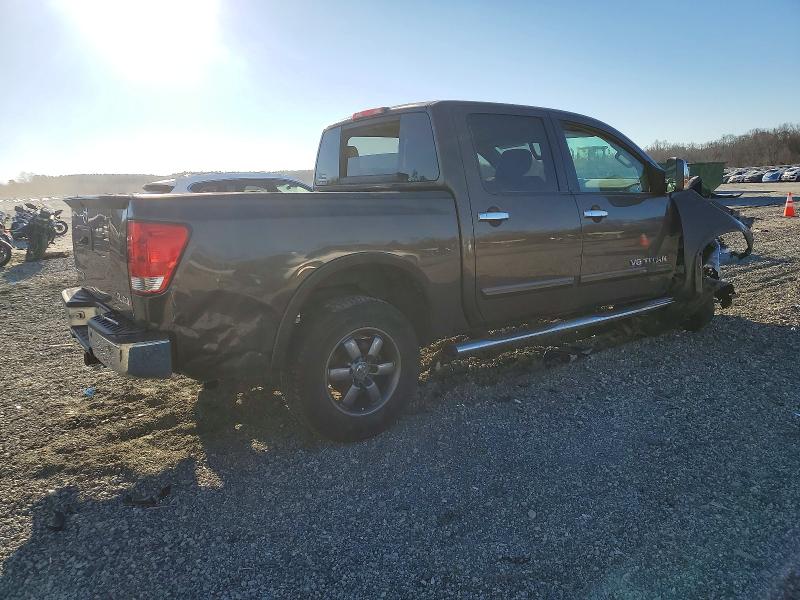 Zdjęcie 3 z aukcji – 2014 NISSAN TITAN z VIN 1N6AA0EC5EN501994