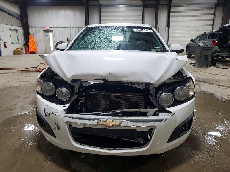 Photo 5 from auction – 2013 CHEVROLET SONIC LT with VIN 1G1JC5SG4D4129997