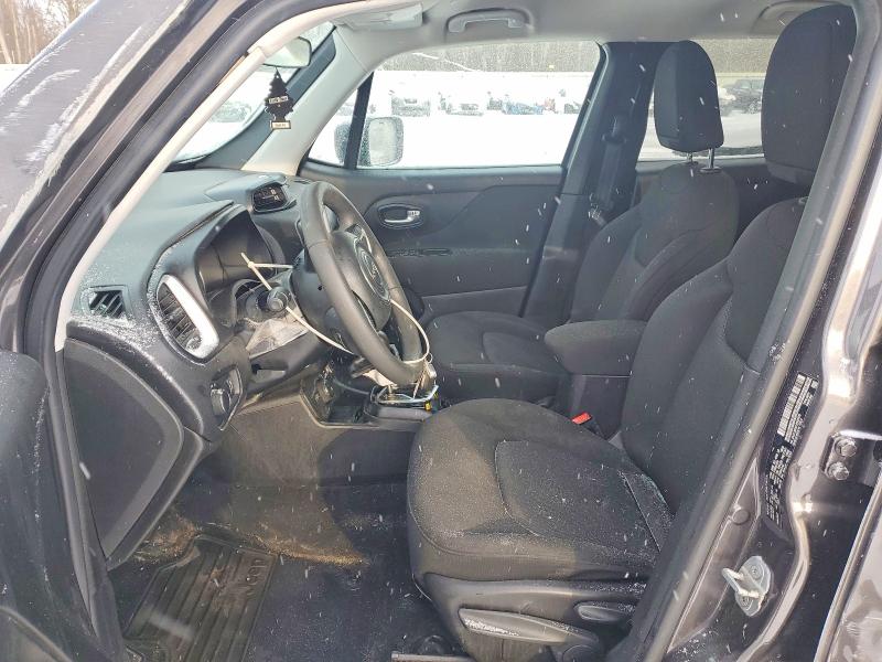 Photo 7 from auction – 2018 JEEP RENEGADE S with VIN ZACCJBAB1JPH27570