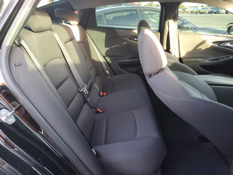 Photo 10 from auction – 2019 CHEVROLET MALIBU with VIN 1G1ZD5ST8KF122744