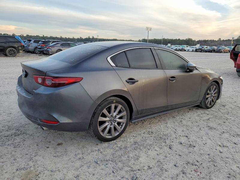 Photo 3 from auction – 2020 MAZDA 3 with VIN 3MZBPACL1LM132375