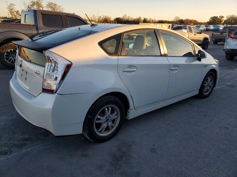 Photo 3 from auction – 2010 TOYOTA PRIUS with VIN JTDKN3DUXA0074438