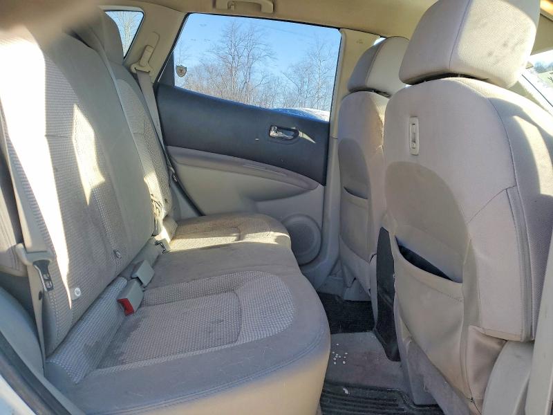 Photo 11 from auction – 2012 NISSAN ROGUE S with VIN JN8AS5MV2CW352830