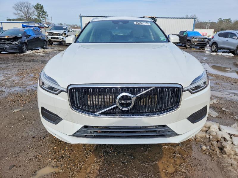 Photo 5 from auction – 2018 VOLVO XC60 T5 with VIN LYV102RK6JB069834