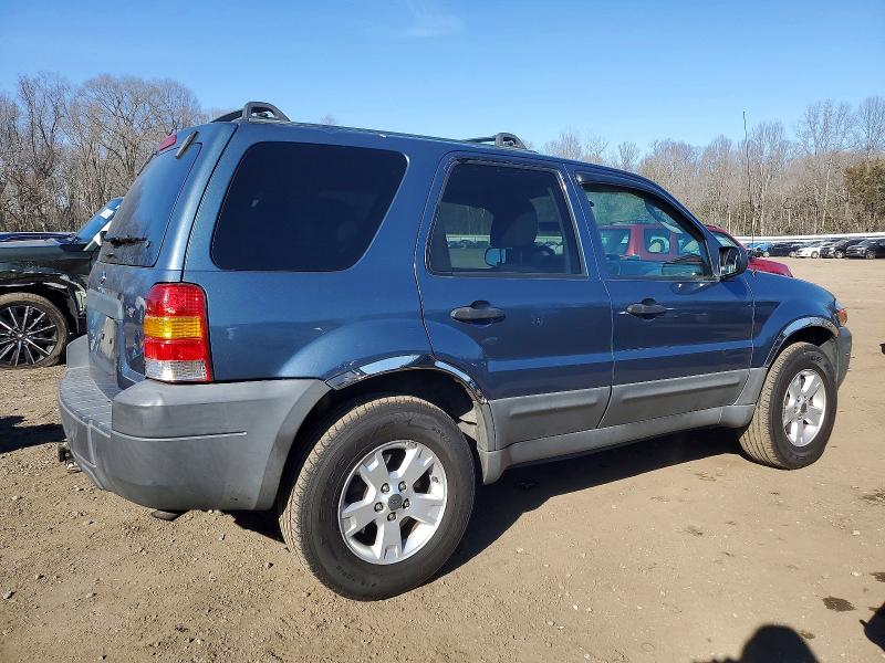 Photo 3 from auction – 2006 FORD ESCAPE with VIN 1FMYU93126KB18480