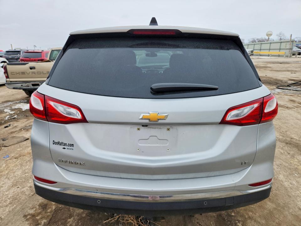 Photo 6 from auction – 2018 CHEVROLET EQUINOX with VIN 2GNAXJEV1J6231161