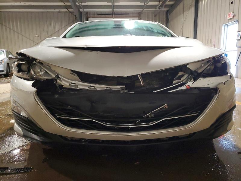 Photo 5 from auction – 2019 CHEVROLET MALIBU with VIN 1G1ZD5ST1KF137280