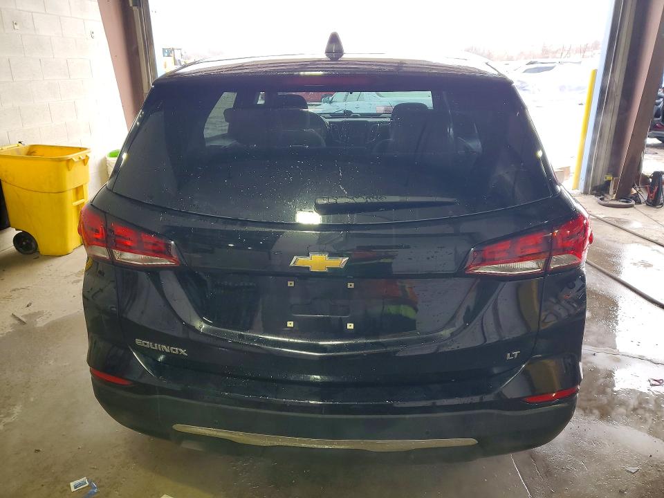 Photo 6 from auction – 2022 CHEVROLET EQUINOX with VIN 3GNAXKEV7NL184936