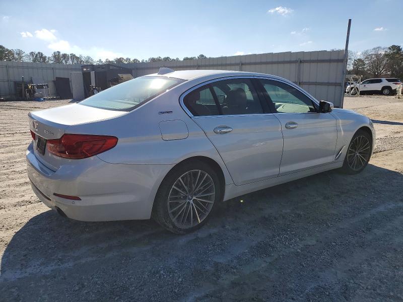 صورة رقم 3 من المزاد - 2018 BMW 530E مع VIN WBAJA9C56JB034427