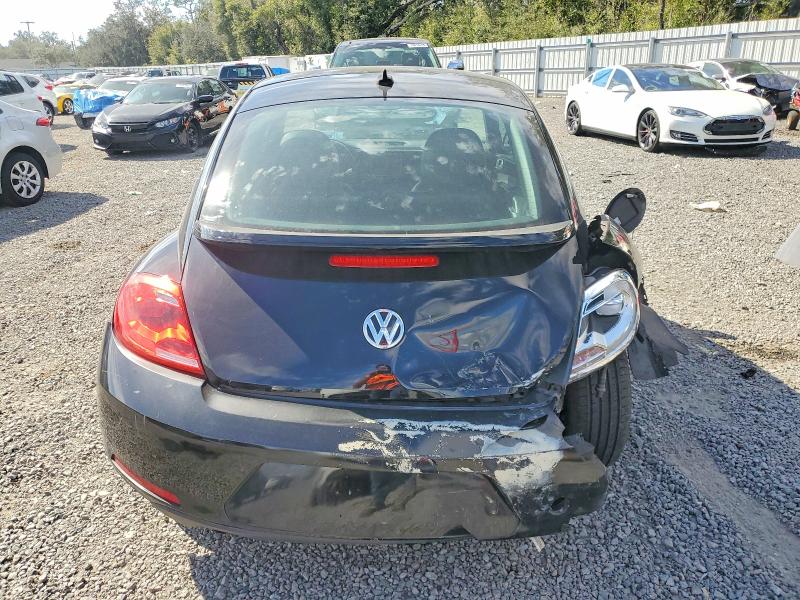 Photo 6 from auction – 2015 VOLKSWAGEN BEETLE 1.8 with VIN 3VWF17AT5FM652575