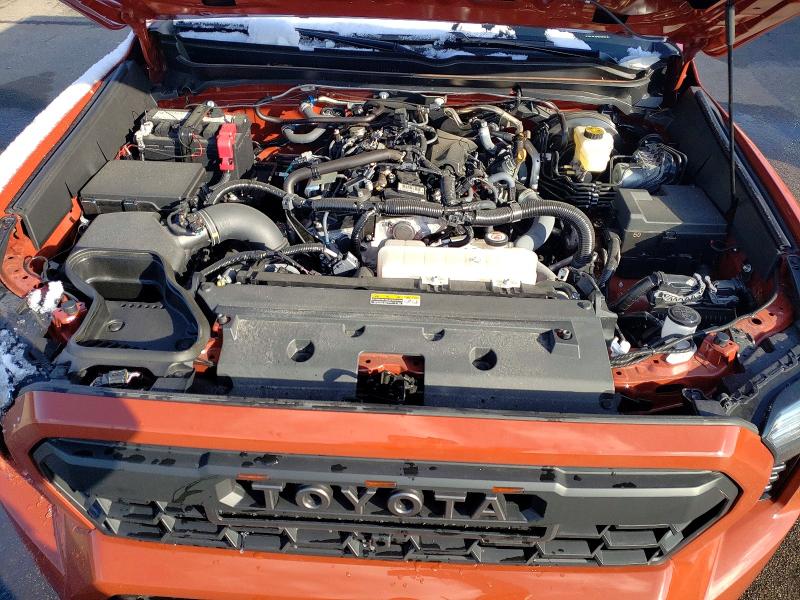 Photo 11 from auction – 2025 TOYOTA TACOMA with VIN 3TMLB5JN7SM130100