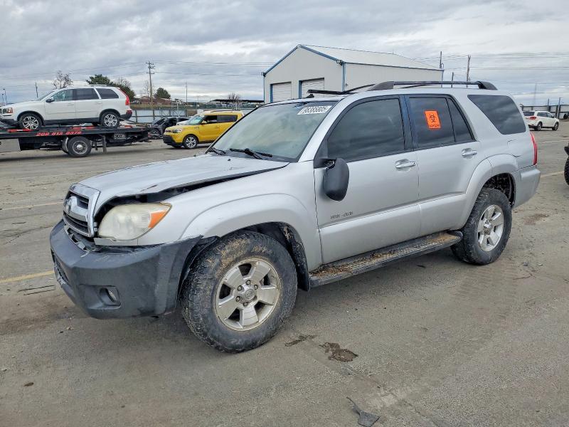 TOYOTA 4RUNNER SR 2008 with VIN JTEBU14R38K011484 - Photo from auction