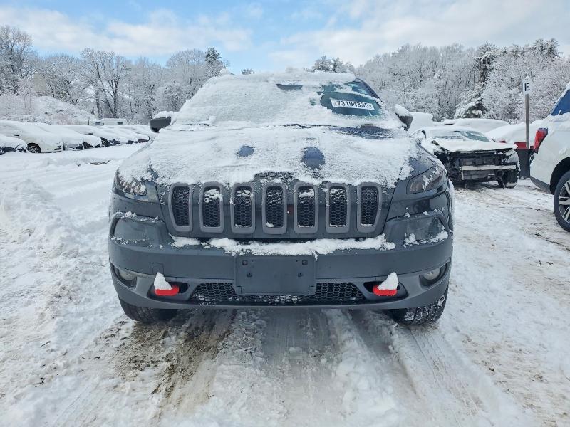 Photo 5 from auction – 2015 JEEP CHEROKEE with VIN 1C4PJMBS1FW524636