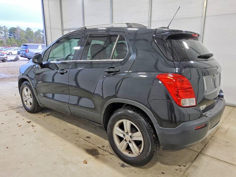 Photo 2 from auction – 2016 CHEVROLET TRAX 1LT with VIN KL7CJLSB2GB569695