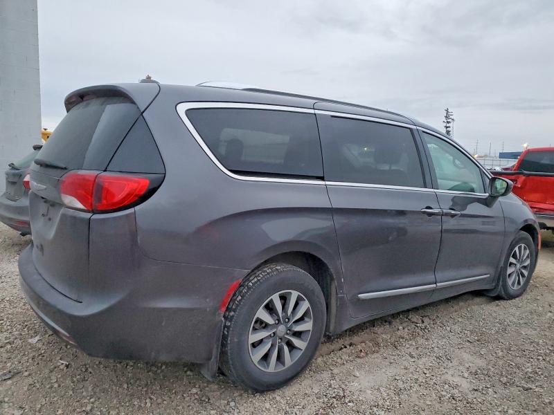 Photo 3 from auction – 2020 CHRYSLER PACIFICA T with VIN 2C4RC1EG8LR146005