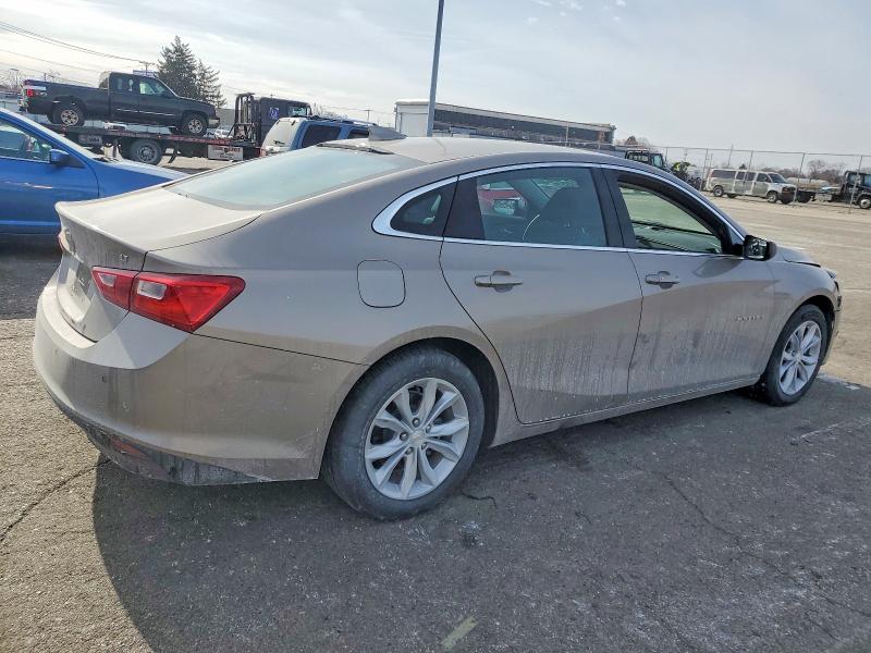 Photo 3 from auction – 2025 CHEVROLET MALIBU with VIN 1G1ZD5ST2SF101601