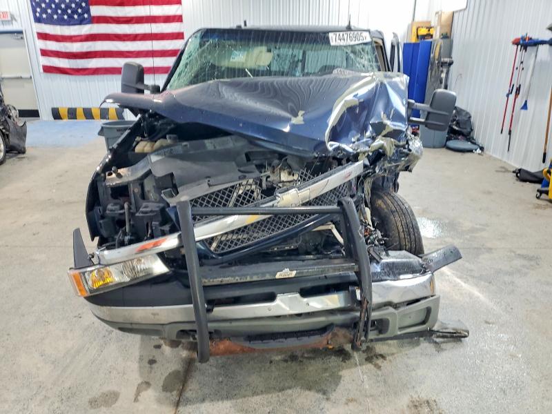 Photo 5 from auction – 2005 CHEVROLET SILVERADO with VIN 2GCEC13T951224985