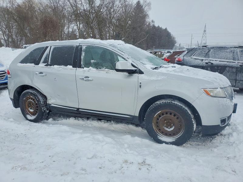 Photo 4 from auction – 2011 LINCOLN MKX with VIN 2LMDJ8JK9BBJ12519