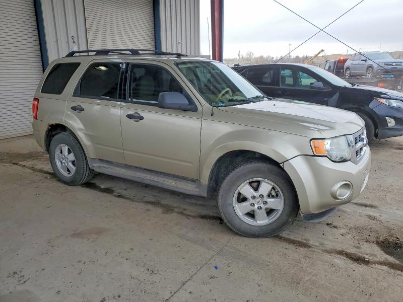 Photo 4 from auction – 2010 FORD ESCAPE with VIN 1FMCU0D70AKA34322