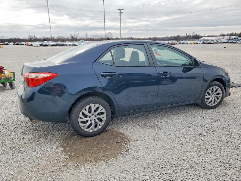 Photo 3 from auction – 2017 TOYOTA COROLLA L with VIN 2T1BURHE7HC829571