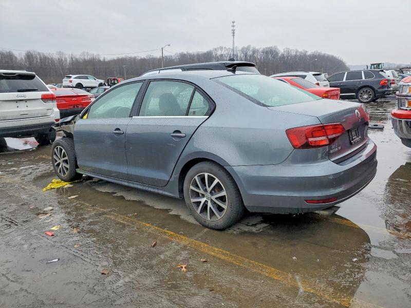 Photo 2 from auction – 2017 VOLKSWAGEN JETTA SE with VIN 3VWDB7AJ6HM382746