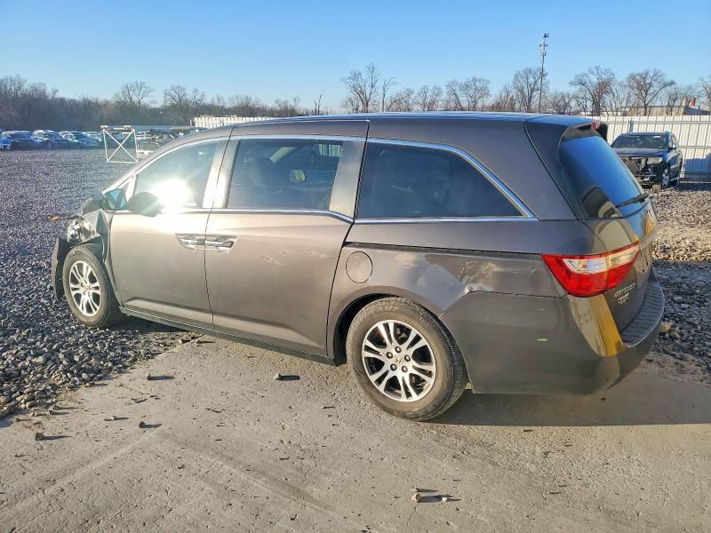 Photo 2 from auction – 2013 HONDA ODYSSEY EX with VIN 5FNRL5H44DB030970