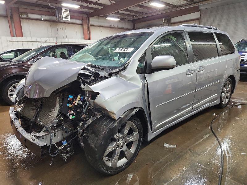 TOYOTA SIENNA SPO 2013 with VIN 5TDXK3DCXDS345165 - Photo from auction