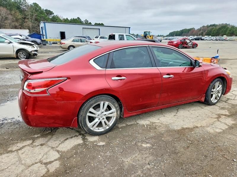 Photo 3 from auction – 2014 NISSAN ALTIMA 3.5 with VIN 1N4BL3AP1EN242700