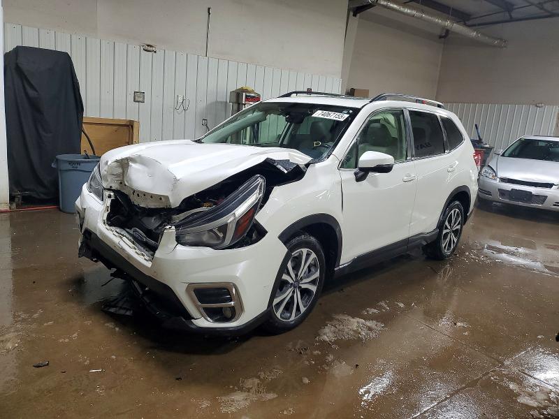 SUBARU FORESTER L 2019 with VIN JF2SKAUCXKH557260 - Photo from auction