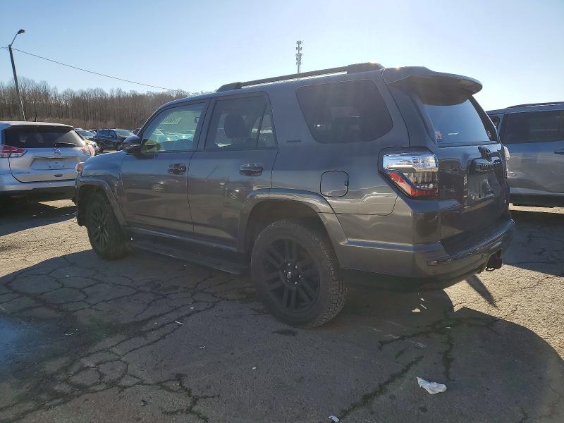 Photo 2 from auction – 2021 TOYOTA 4RUNNER with VIN JTEJU5JR2M5855712