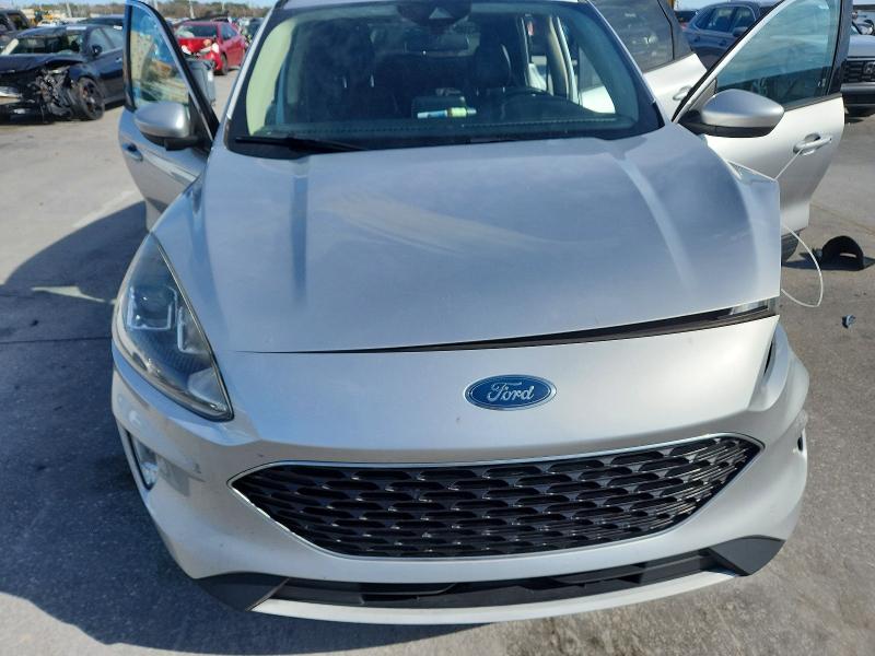 Photo 11 from auction – 2020 FORD ESCAPE with VIN 1FMCU0H64LUA68210