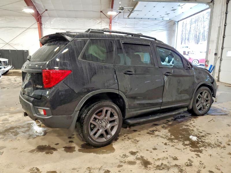 Zdjęcie 3 z aukcji – 2023 HONDA PASSPORT E z VIN 5FNYF8H57PB039079