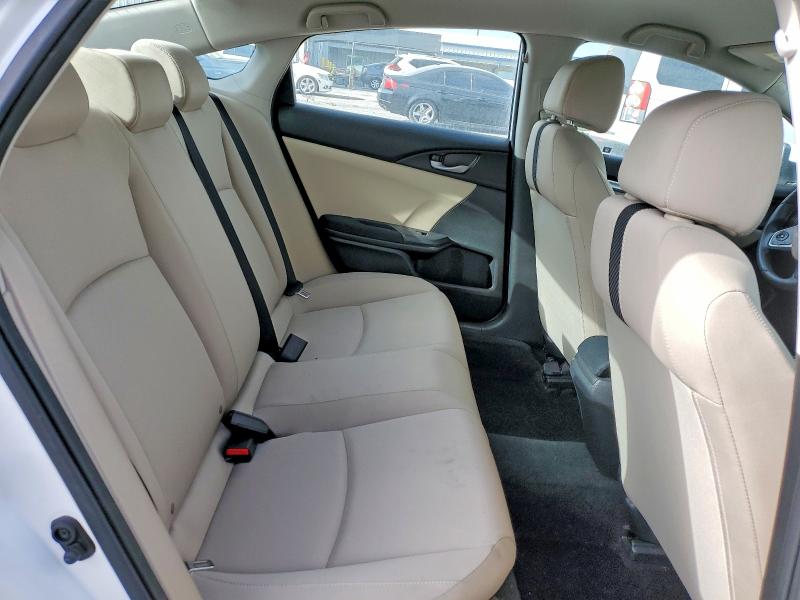 Photo 10 from auction – 2017 HONDA CIVIC LX with VIN 2HGFC2F56HH537349