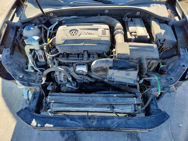 Photo 11 from auction – 2014 VOLKSWAGEN PASSAT S with VIN 1VWAT7A3XEC068242