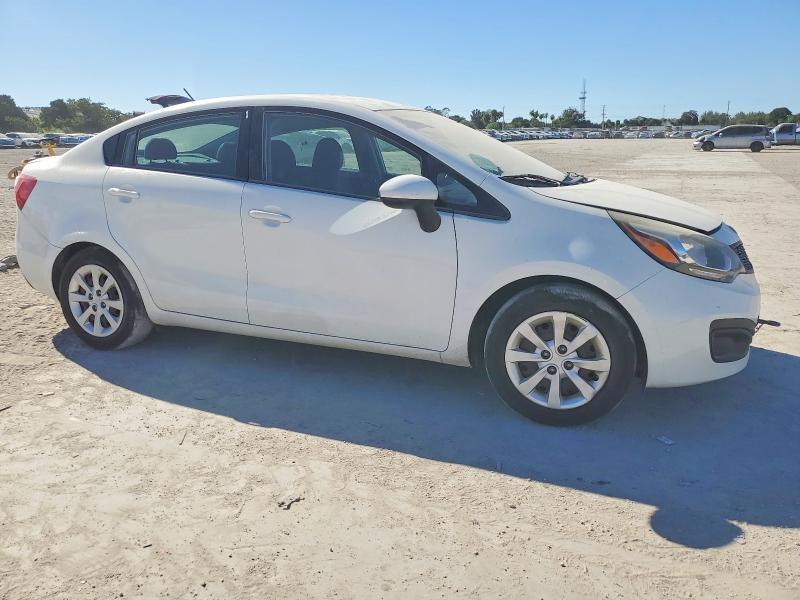 Photo 4 from auction – 2014 KIA RIO LX with VIN KNADM4A35E6358332