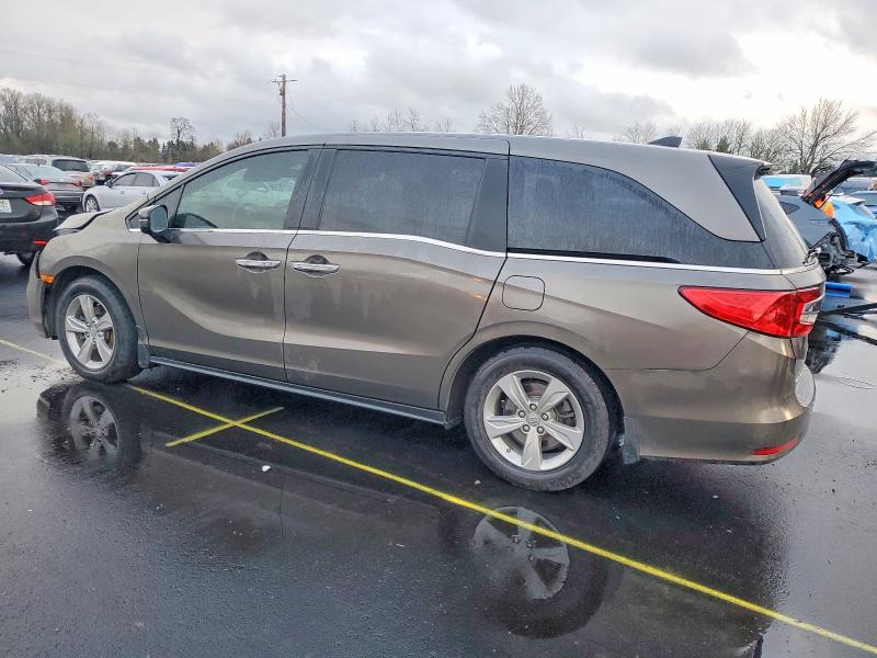 Photo 2 from auction – 2019 HONDA ODYSSEY EX with VIN 5FNRL6H73KB136453