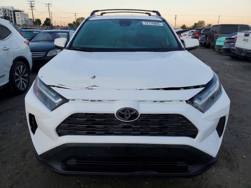 Photo 5 from auction – 2024 TOYOTA RAV4 XLE with VIN 2T3P1RFV1RC464136